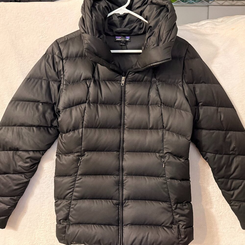 Nearly new Pategonia puffer coat.